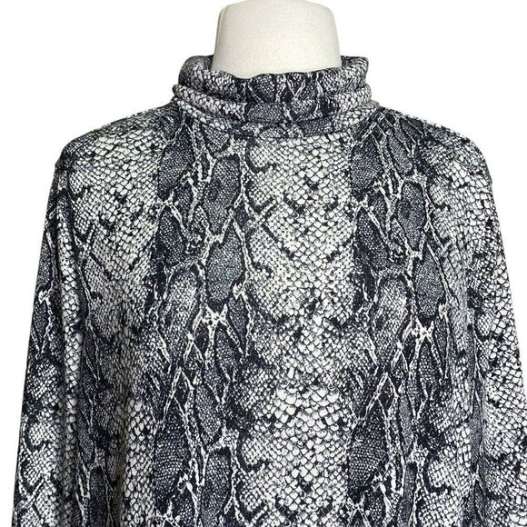 Banana Republic Luxespun Snakeskin Print Turtleneck Size XL - Picture 5 of 7